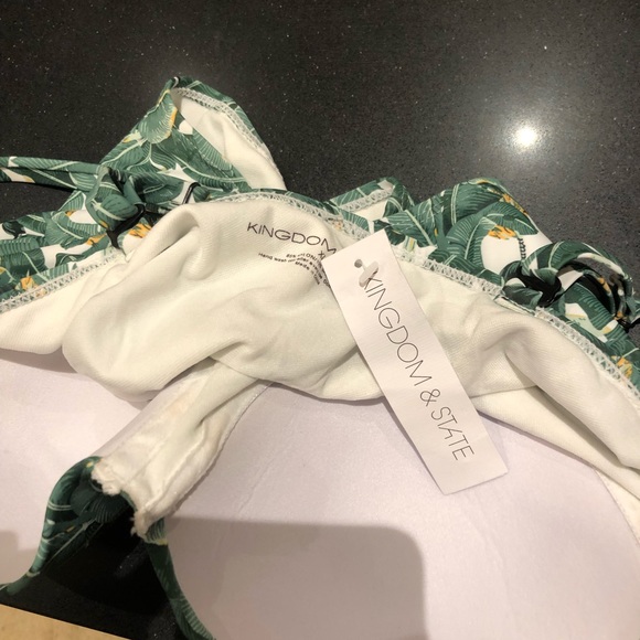 NWT Kingdom and state BIKINI TOP paradise XL - Picture 4 of 6